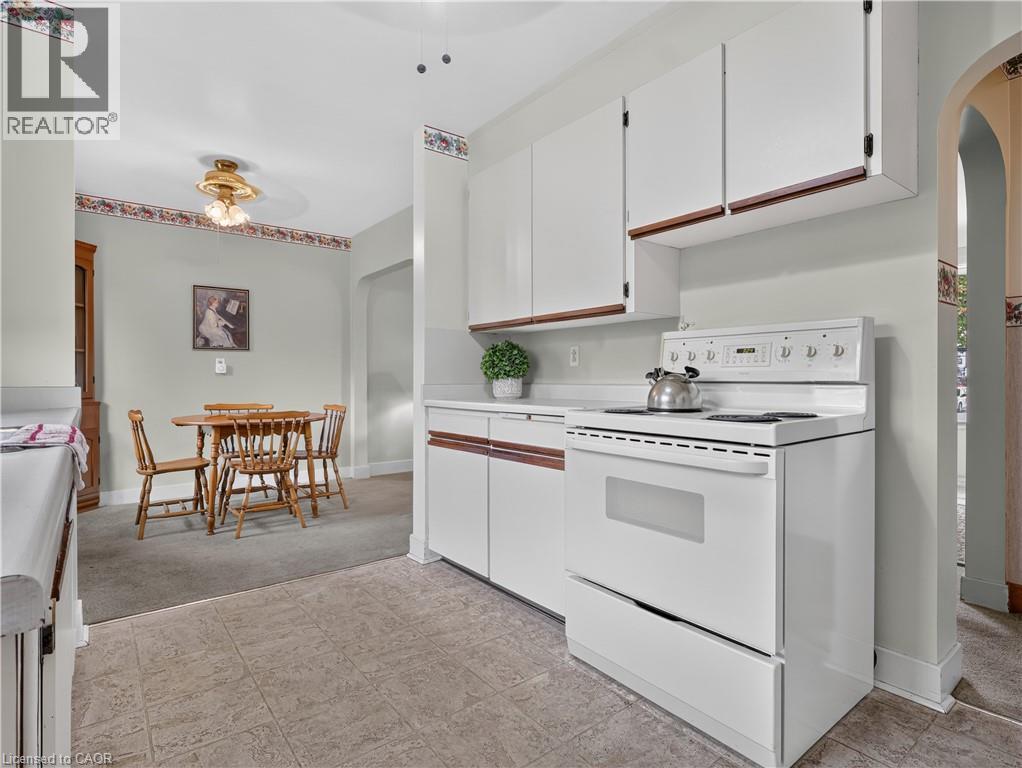 94 Jacobson Avenue, St. Catharines, Ontario  L2T 3A3 - Photo 10 - 40869032
