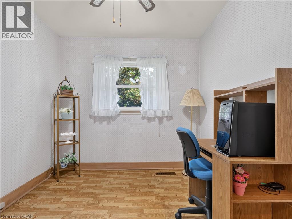 94 Jacobson Avenue, St. Catharines, Ontario  L2T 3A3 - Photo 12 - 40869032