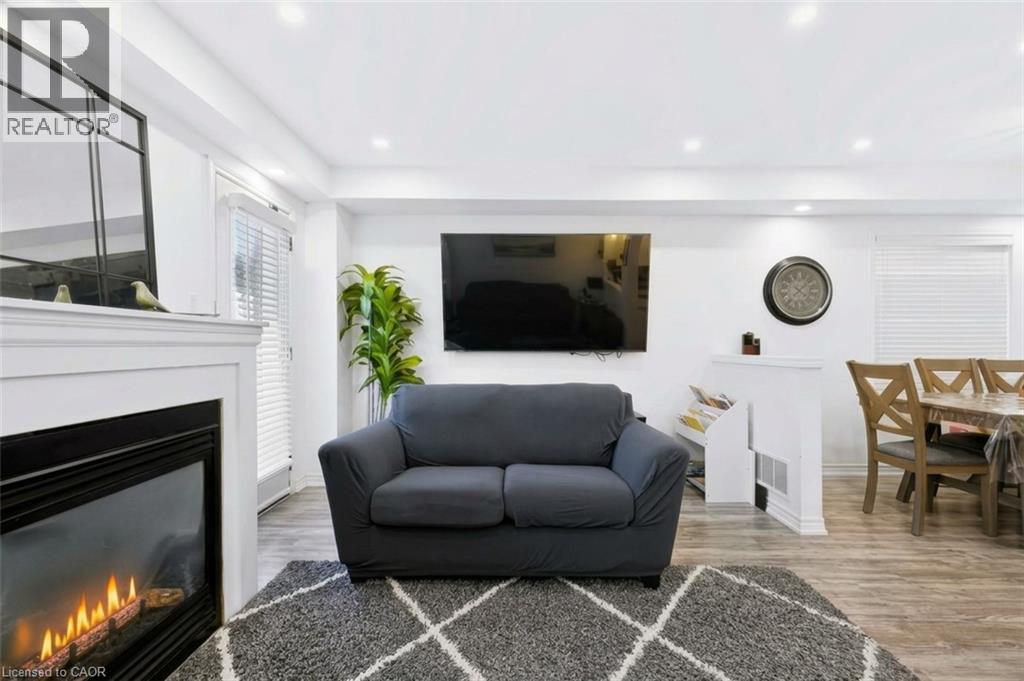 5549 Katy Gate, Mississauga, Ontario  L5M 7M9 - Photo 14 - 40868668