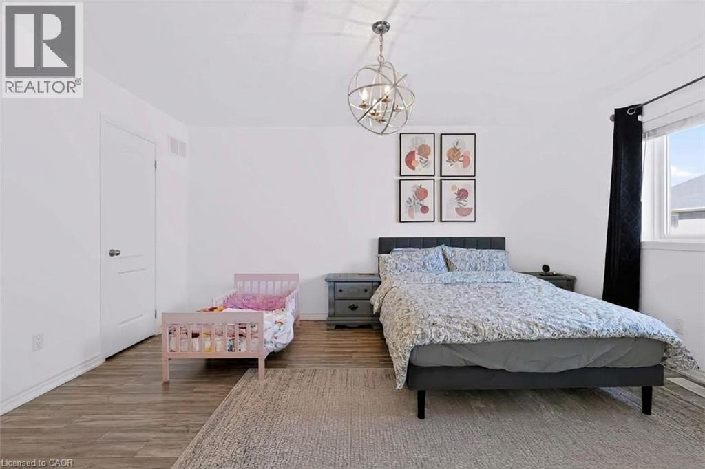 5549 Katy Gate, Mississauga, Ontario  L5M 7M9 - Photo 15 - 40868668