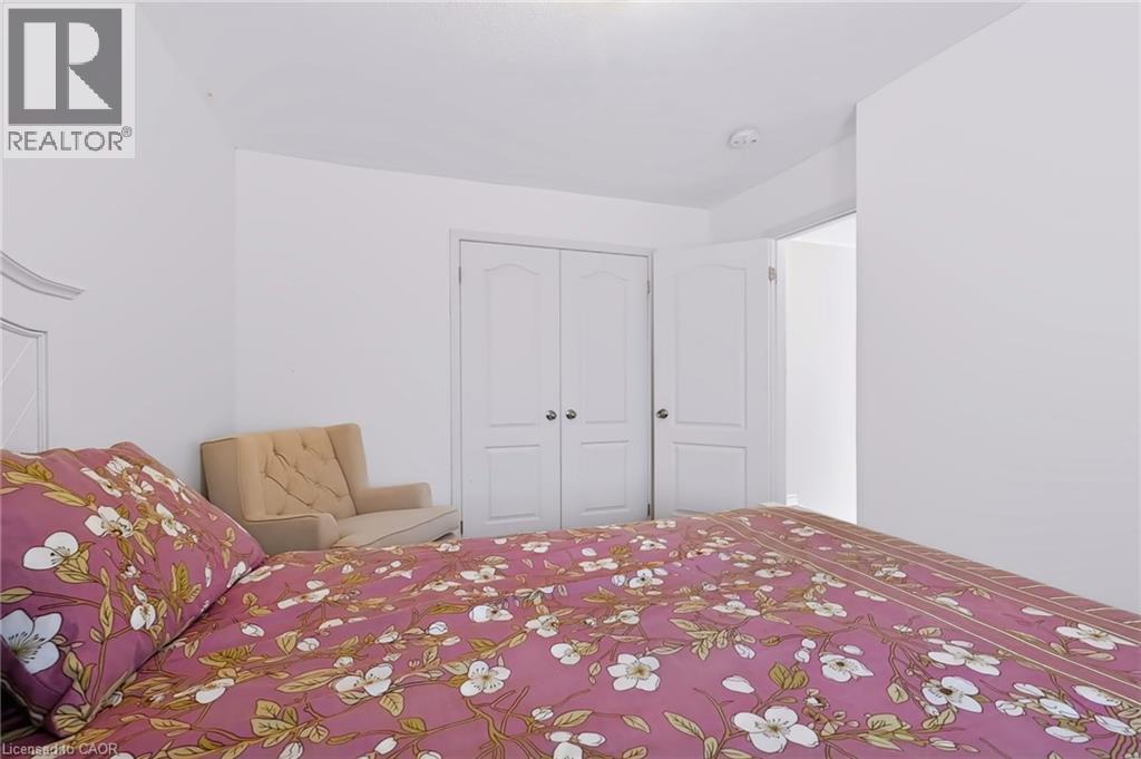 5549 Katy Gate, Mississauga, Ontario  L5M 7M9 - Photo 21 - 40868668