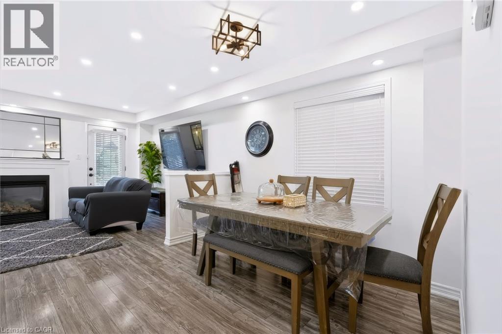 5549 Katy Gate, Mississauga, Ontario  L5M 7M9 - Photo 8 - 40868668