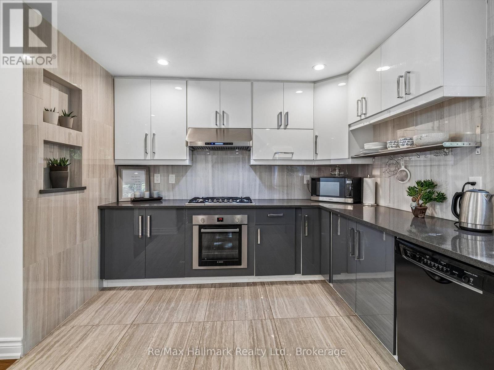 2194 Constance Drive, Oakville, Ontario  L6J 5L4 - Photo 18 - W13862508