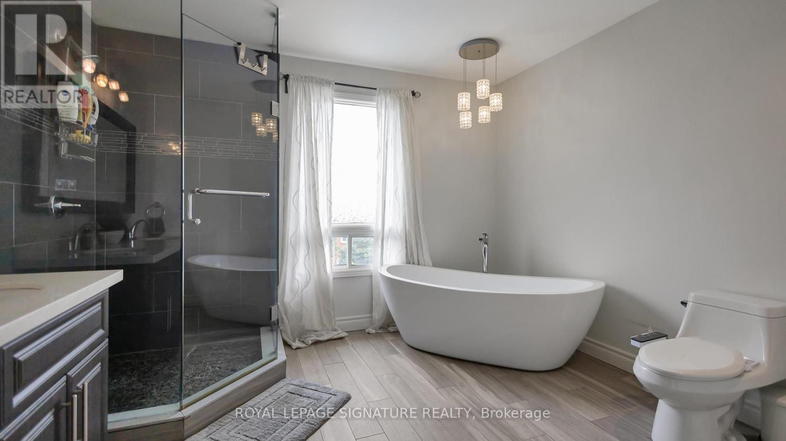 1821 Pilgrims Way, Oakville, Ontario  L6M 1X2 - Photo 31 - W13860702