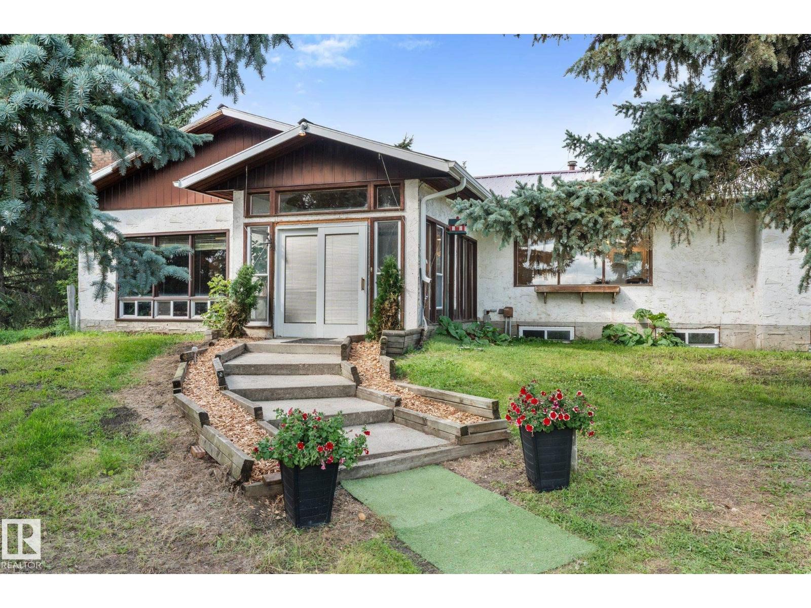 2324 Hghway 16, Rural Parkland County, Alberta  T7Y 0G7 - Photo 2 - E4511770