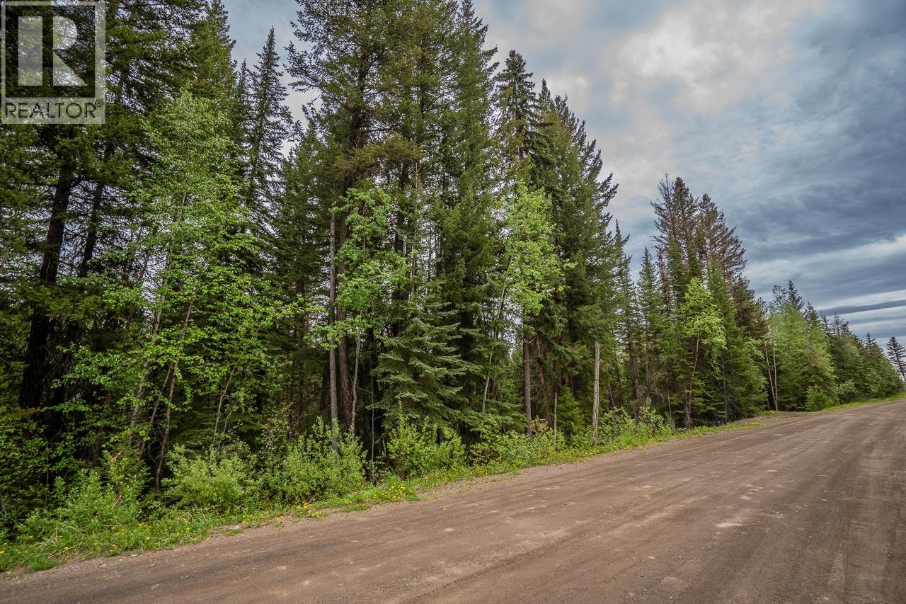 LOT 88 JULSRUD ROAD, Deka Lake / Sulphurous / Hathaway Lakes, British Columbia