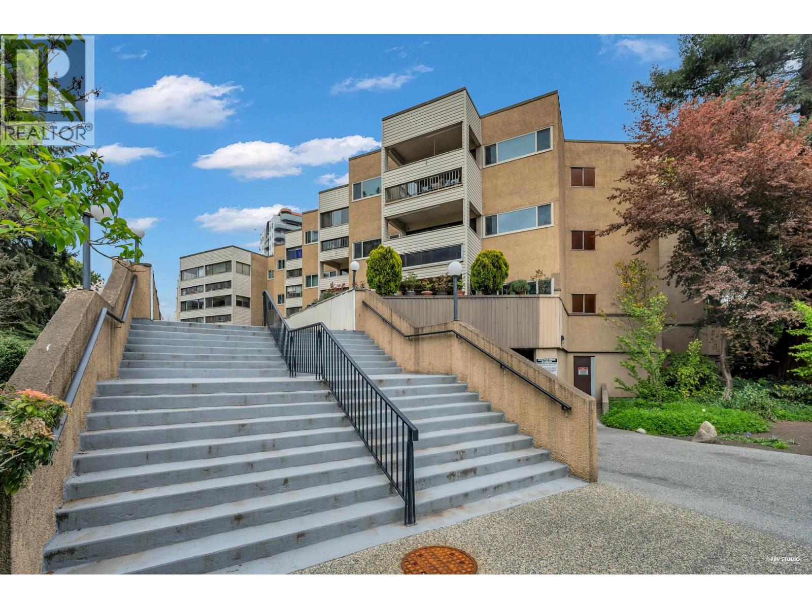 307 8291 PARK ROAD, Richmond, British Columbia