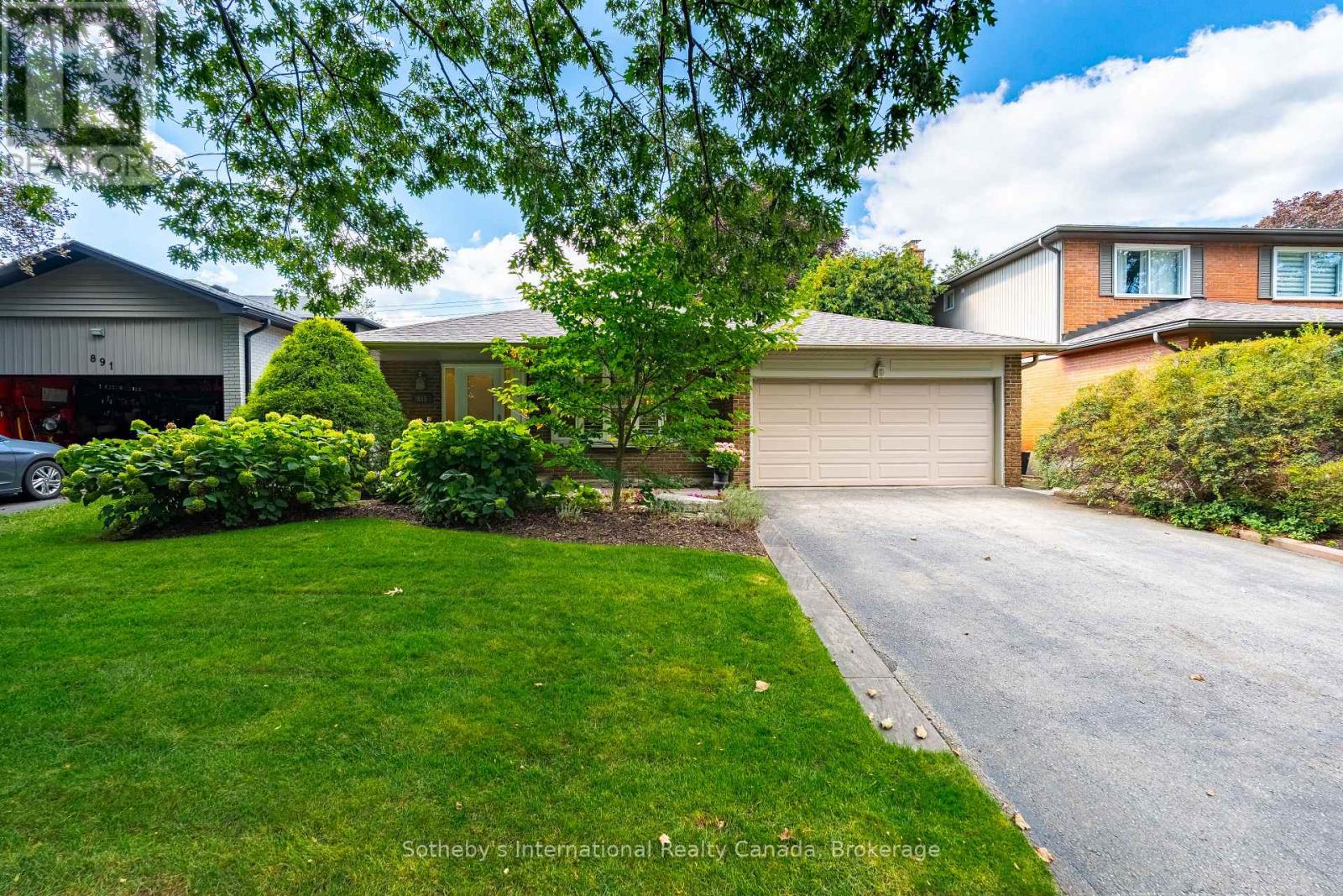 885 Fletcher Valley Crescent, Mississauga, Ontario  L5J 2X6 - Photo 2 - W13862790