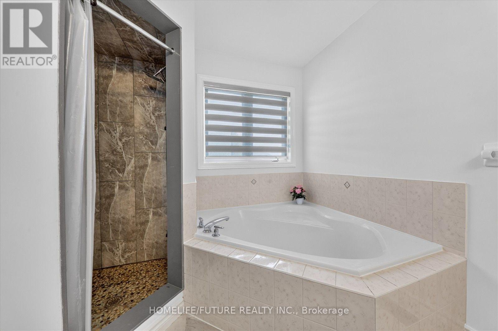 361 Strouds Lane, Pickering, Ontario  L1V 7J2 - Photo 23 - E13862846