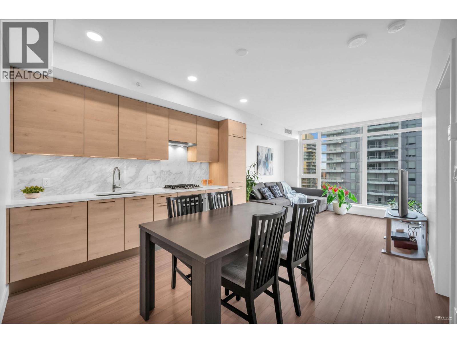 1701 4458 BERESFORD STREET