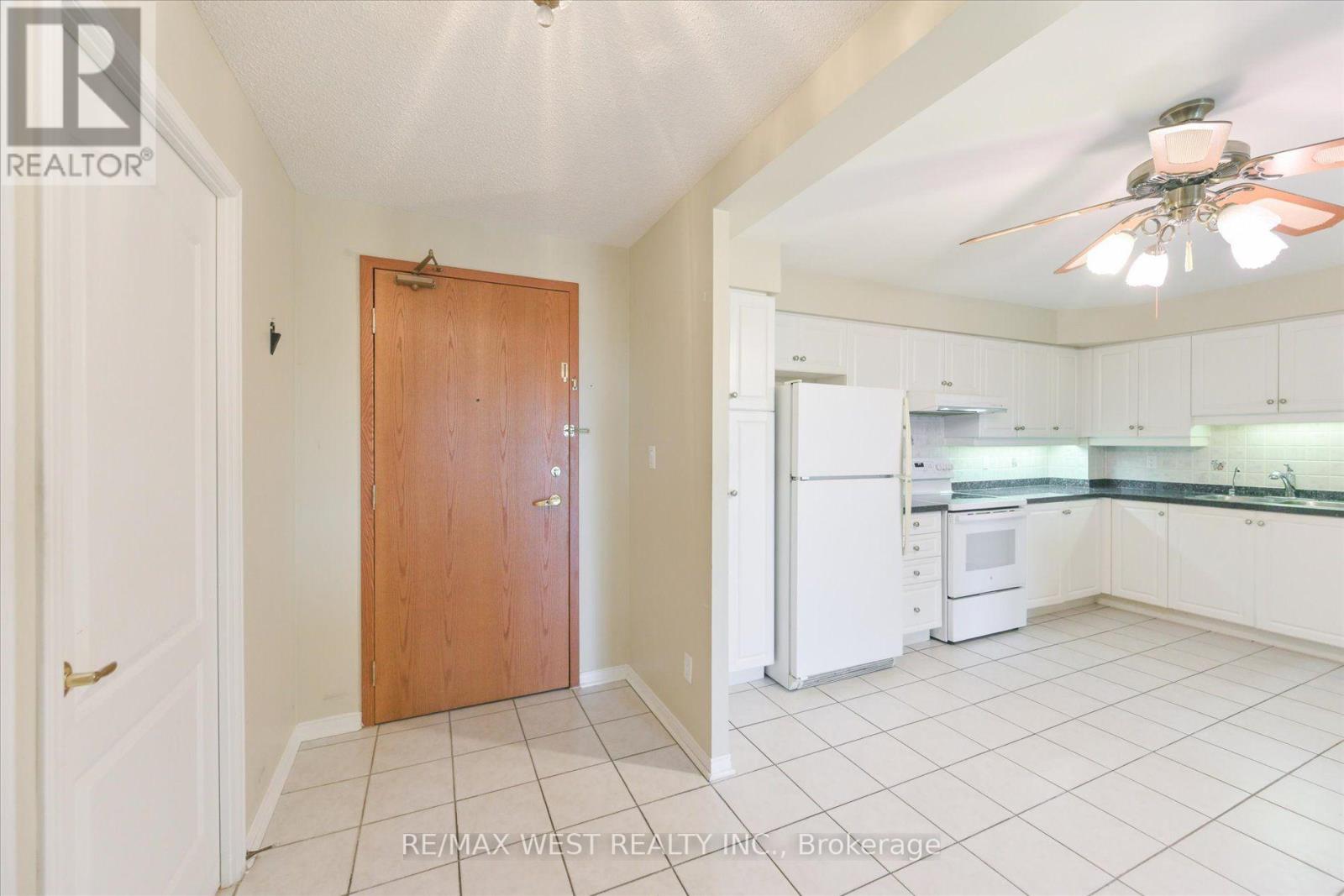 319 - 7373 Martin Grove Road, Vaughan, Ontario  L4L 9K1 - Photo 11 - N13862748