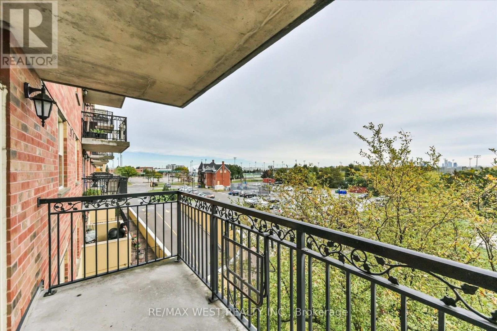 319 - 7373 Martin Grove Road, Vaughan, Ontario  L4L 9K1 - Photo 30 - N13862748