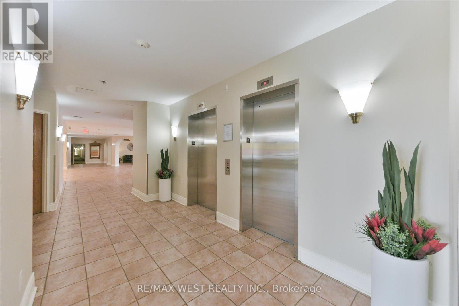 319 - 7373 Martin Grove Road, Vaughan, Ontario  L4L 9K1 - Photo 9 - N13862748