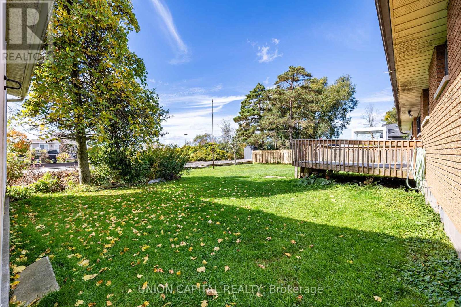 64 Canal Street, Georgina, Ontario  L4P 1K5 - Photo 23 - N13862800
