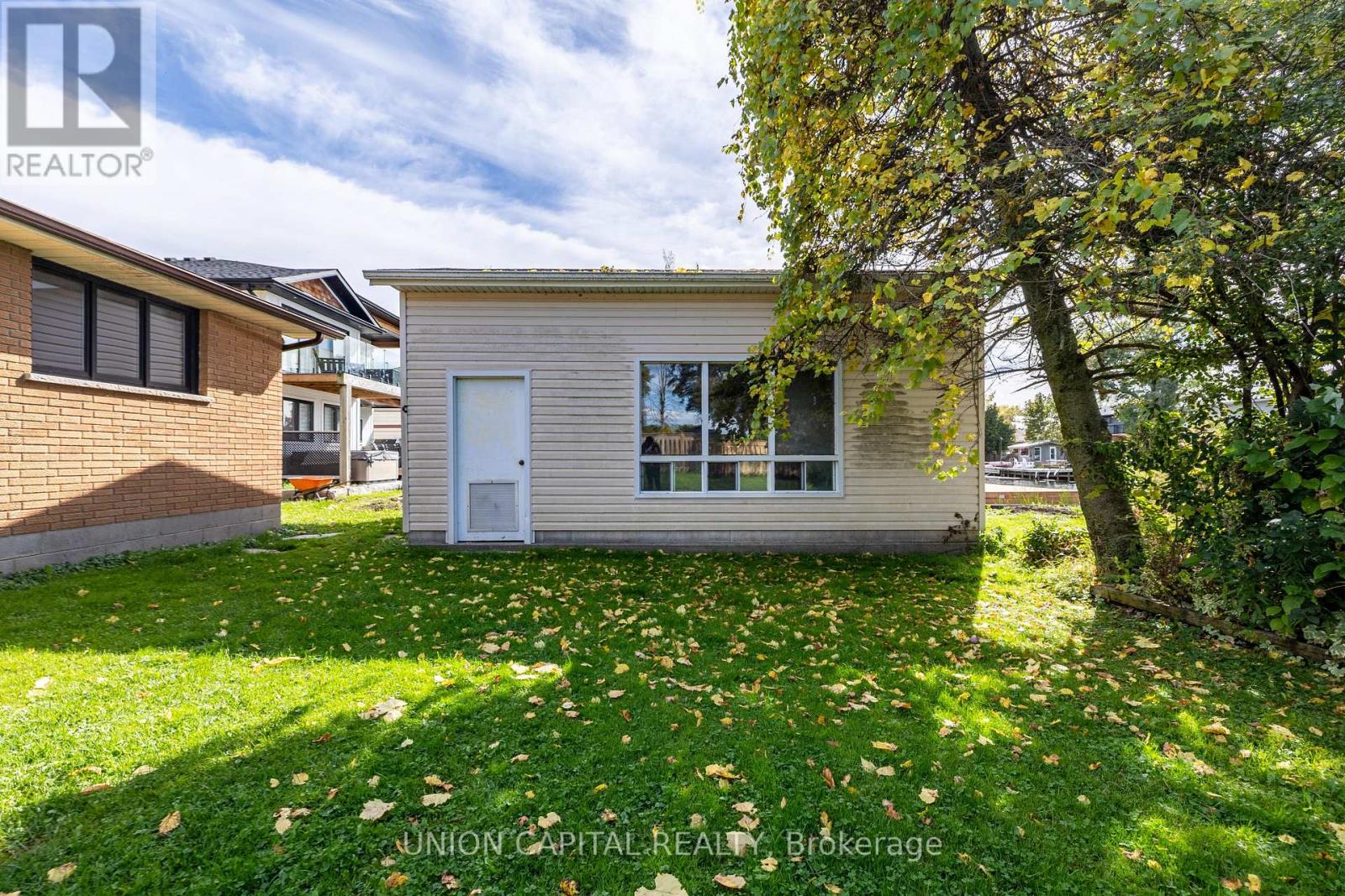 64 Canal Street, Georgina, Ontario  L4P 1K5 - Photo 25 - N13862800