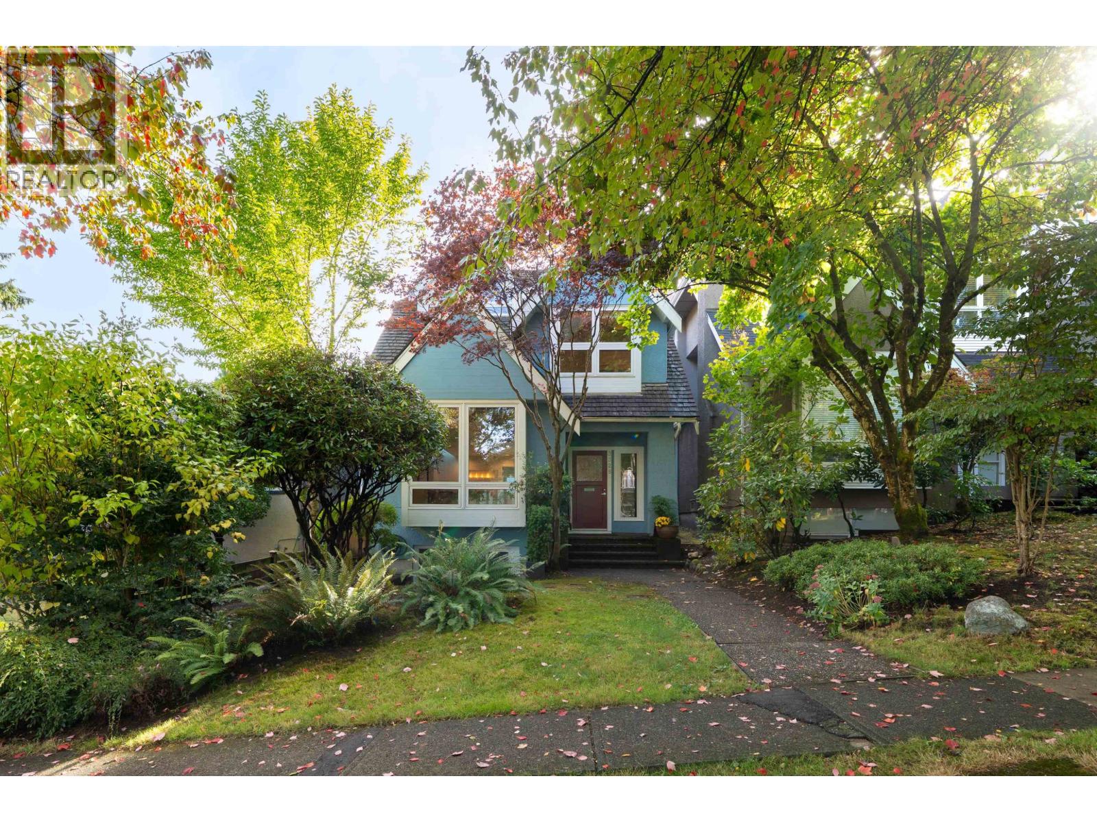 3328 W 30TH AVENUE