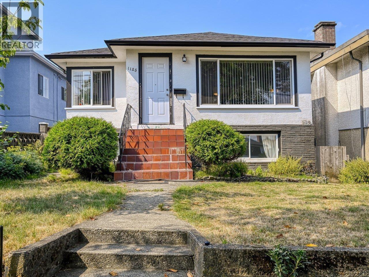 BSMT 1123 NOOTKA STREET