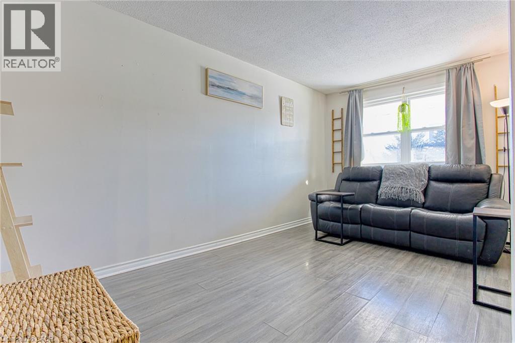 3314 Menno Street Unit# 10, Vineland, Ontario  L0R 2C0 - Photo 12 - 40869073
