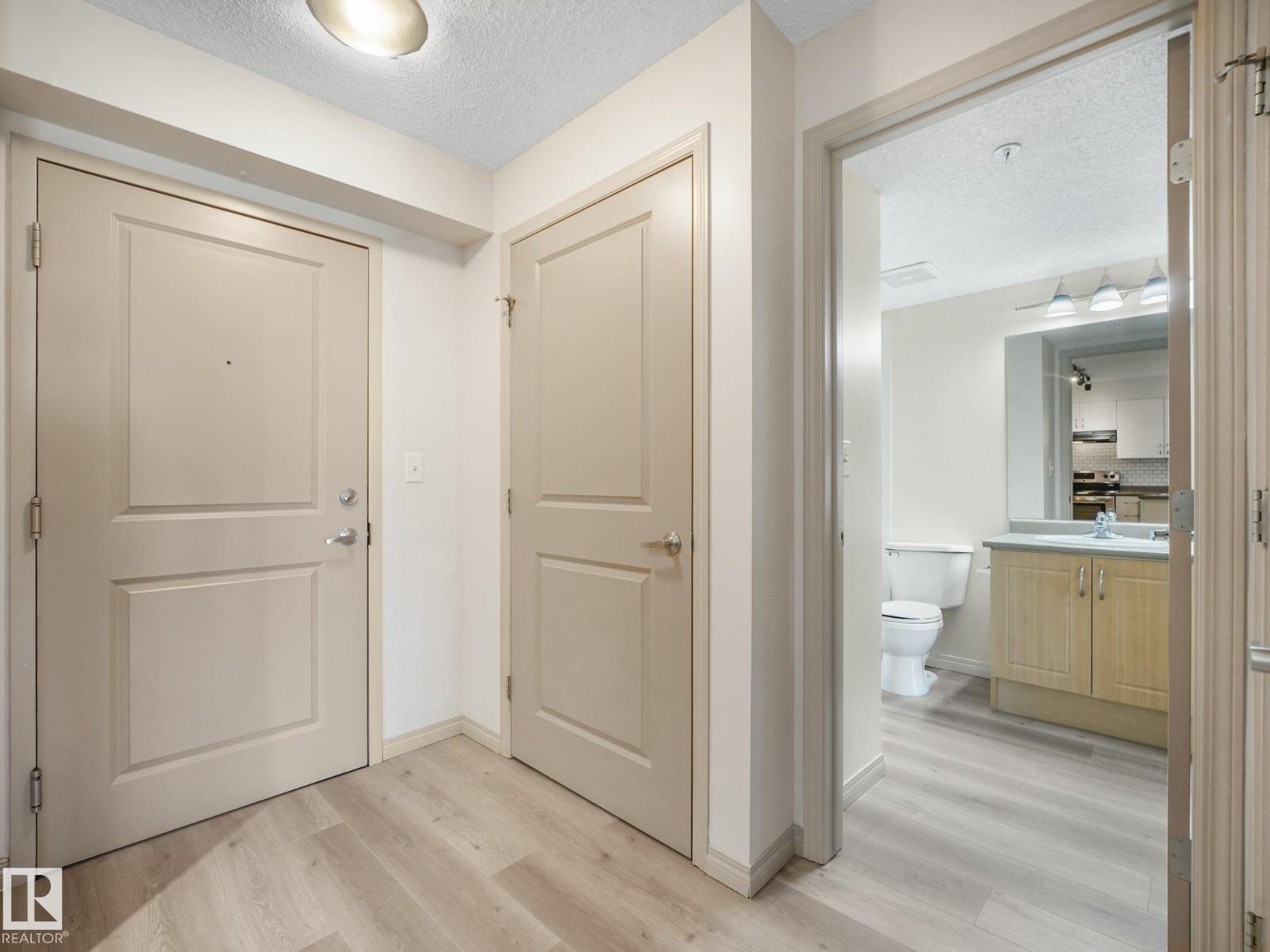 #214 11445 Ellerslie Rd Sw, Edmonton, Alberta  T6W 1T1 - Photo 8 - E4511542