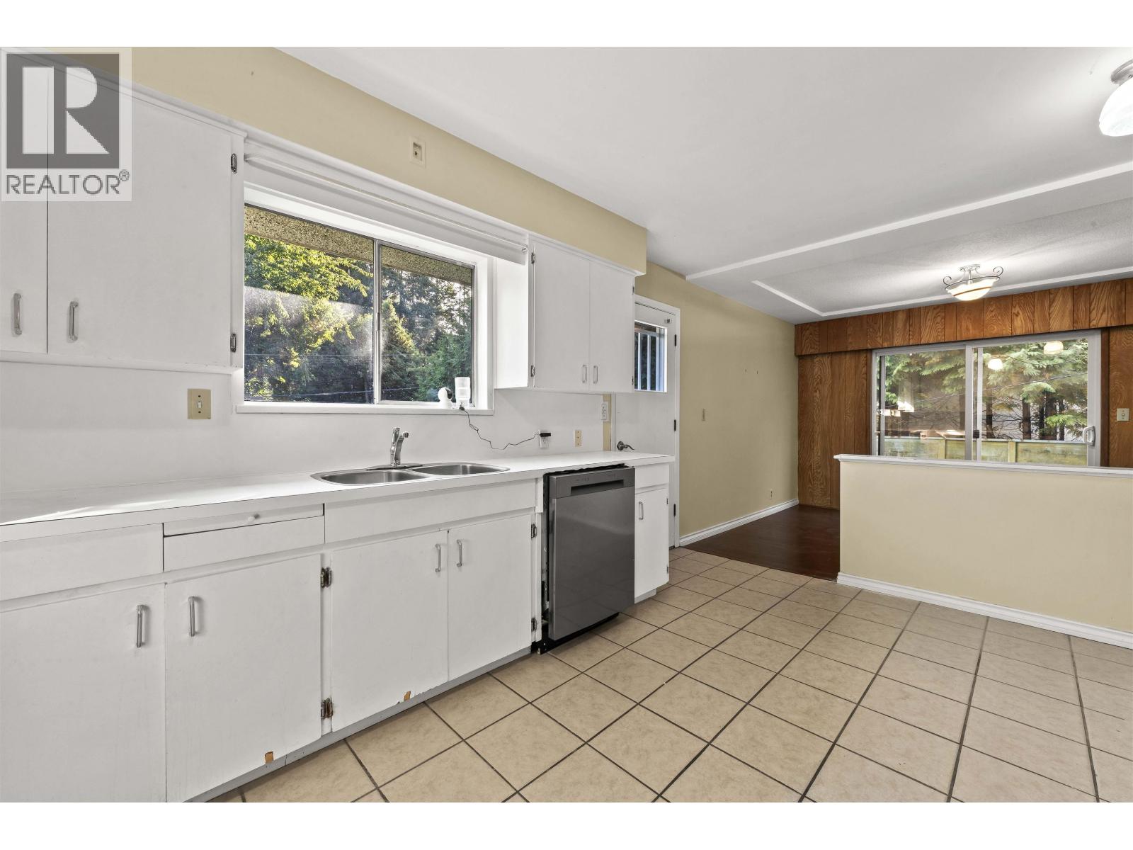 8975 Cook Crescent, Richmond, British Columbia  V6Y 1X1 - Photo 6 - R3170506
