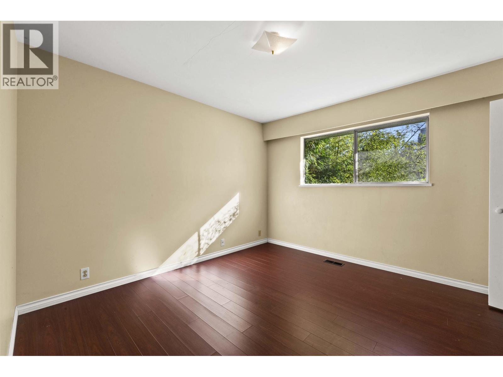 8975 Cook Crescent, Richmond, British Columbia  V6Y 1X1 - Photo 15 - R3170506