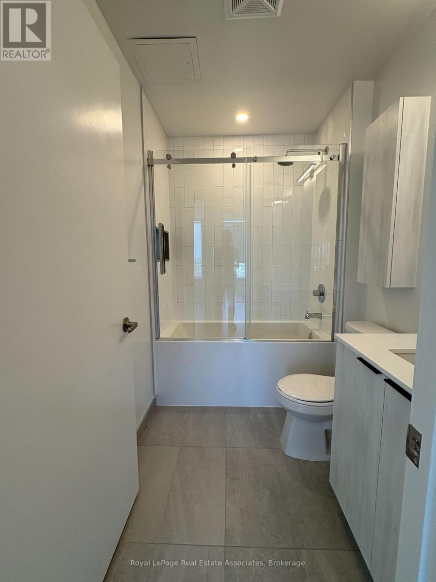 1002 - 2485 Eglinton Avenue W, Mississauga, Ontario  L5M 2V8 - Photo 10 - W13862776