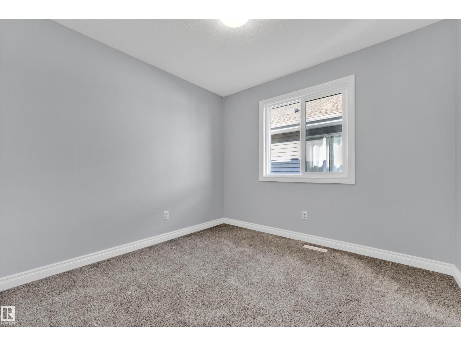 4359 126 AV NW