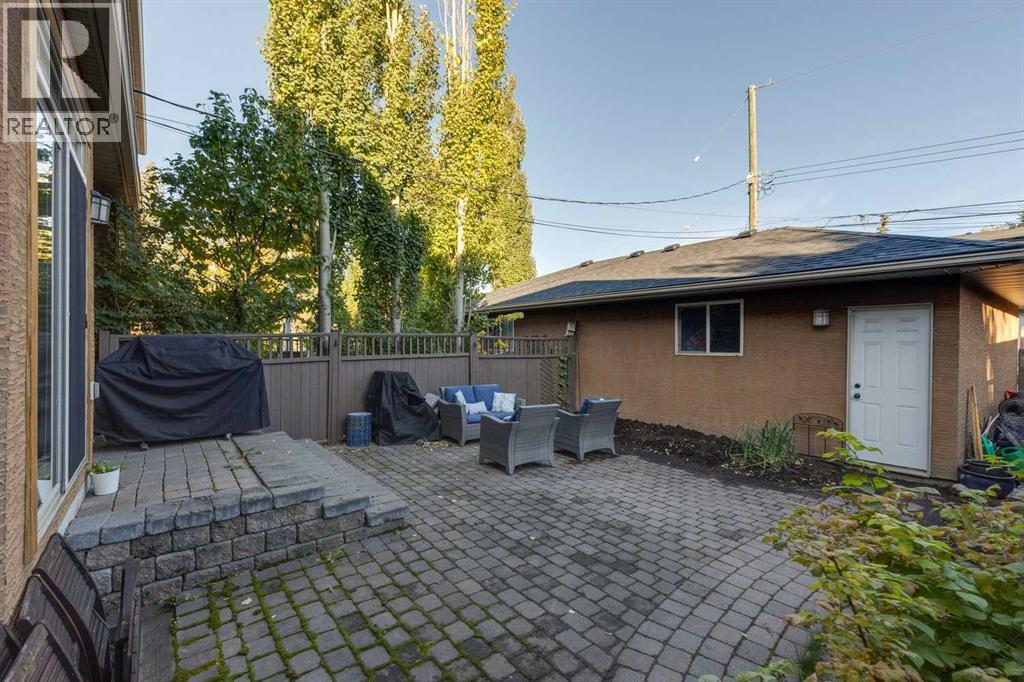2050 47 Avenue Sw, Calgary, Alberta  T2T 2S6 - Photo 30 - A2349661