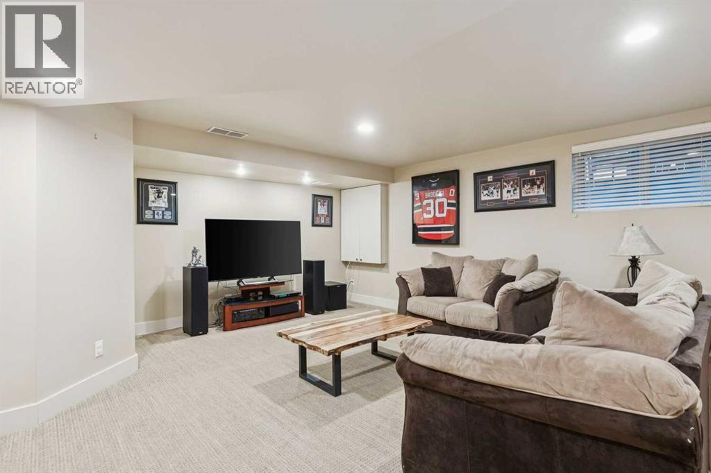 2050 47 Avenue Sw, Calgary, Alberta  T2T 2S6 - Photo 24 - A2349661