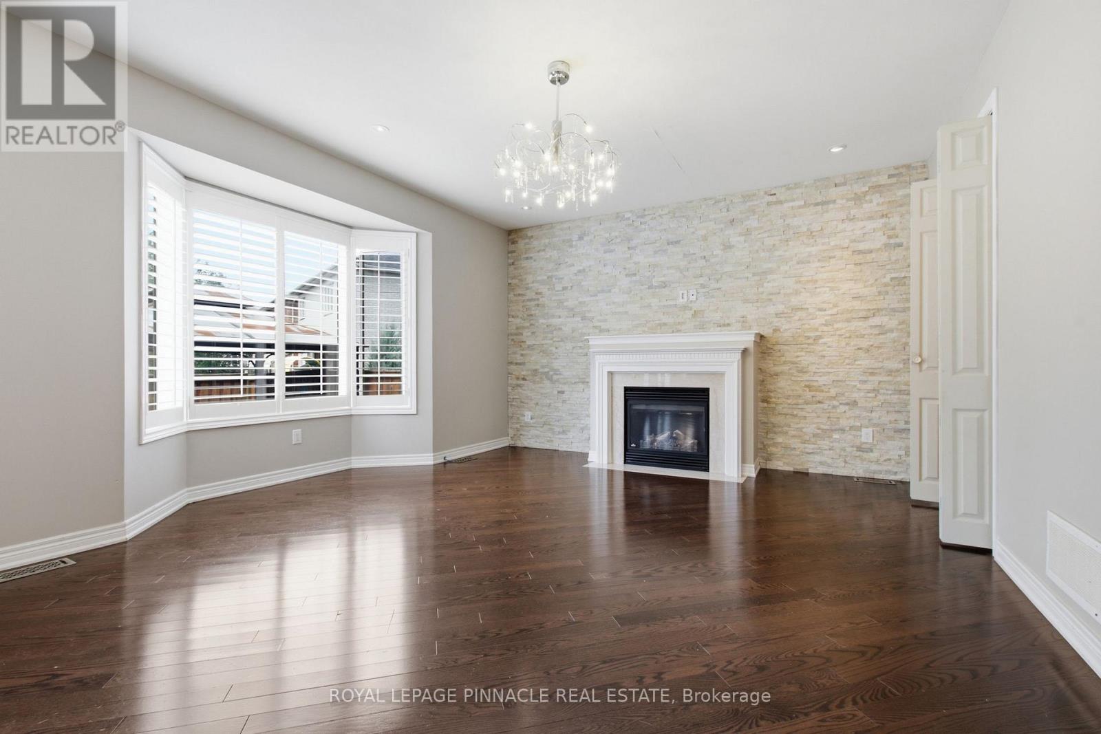 4713 Thomas Alton Boulevard, Burlington, Ontario  L7M 0K5 - Photo 11 - W13699974