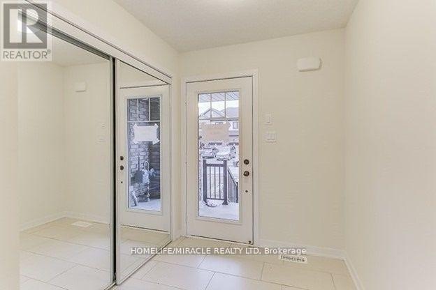 35 Sherway Street, Hamilton, Ontario  L8J 0J4 - Photo 2 - X13862744