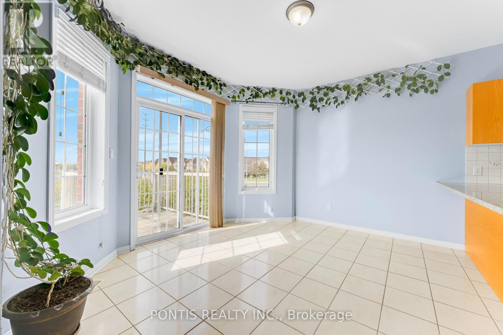 14 Arrowstone Court, Brampton, Ontario  L6R 0V5 - Photo 14 - W13862308