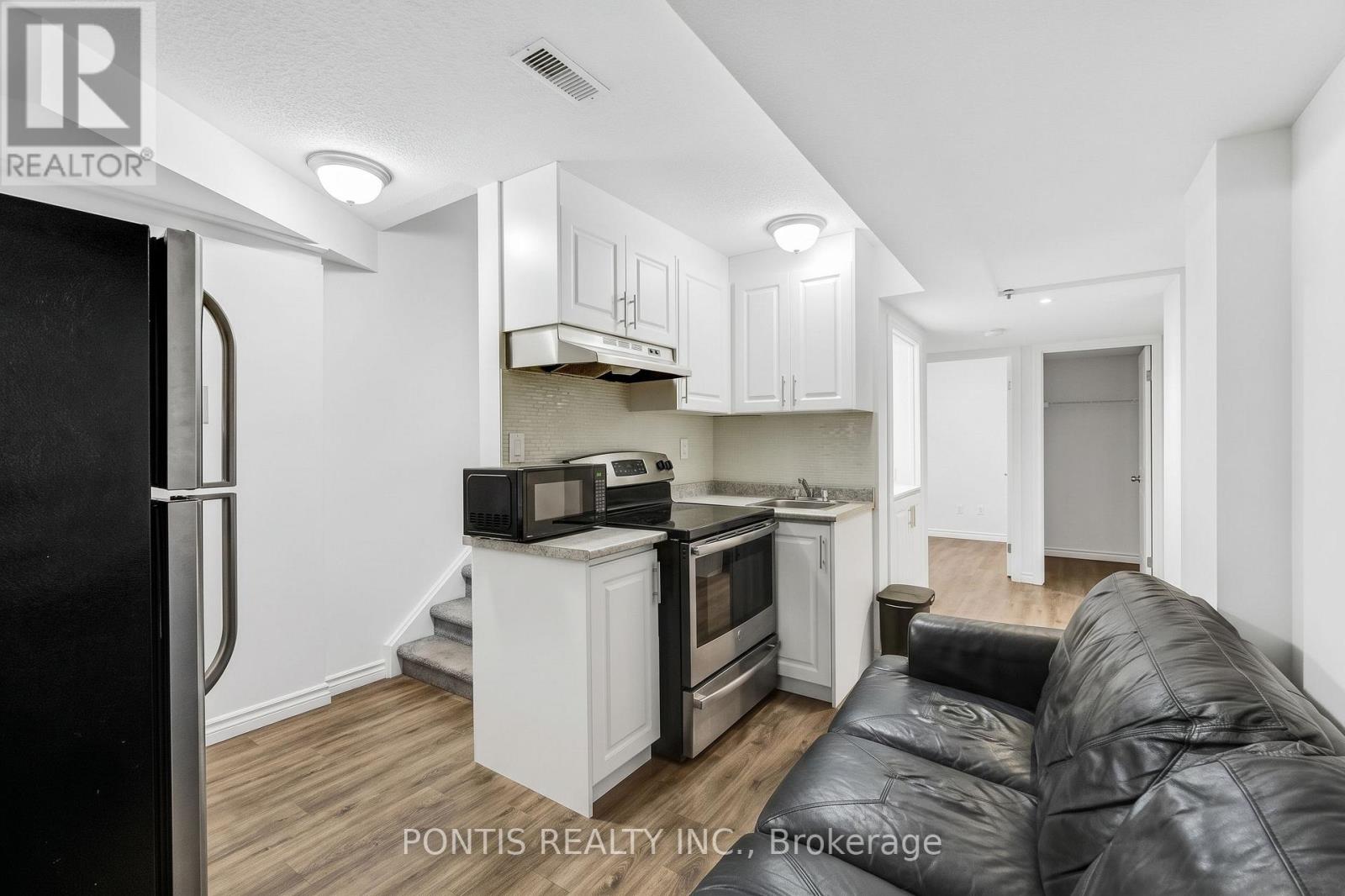 14 Arrowstone Court, Brampton, Ontario  L6R 0V5 - Photo 40 - W13862308