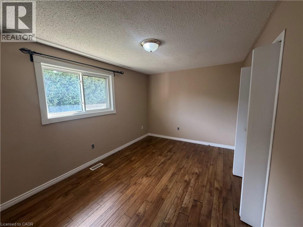 37 Elora Drive, Hamilton, Ontario  L9C 6T4 - Photo 13 - 40869061