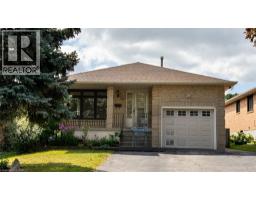37 ELORA Drive, Hamilton, Ontario