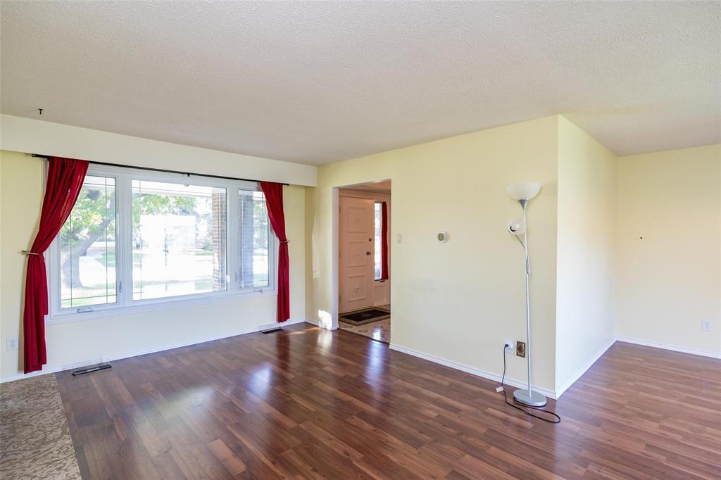 6 St Edmund's Bay, Winnipeg, Manitoba R3T 3M6 - Photo 4 - 202624887