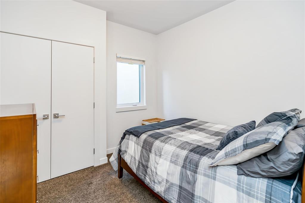 10 Blackheath Close, Winnipeg, Manitoba R2N 0H9 - Photo 20 - 202624901