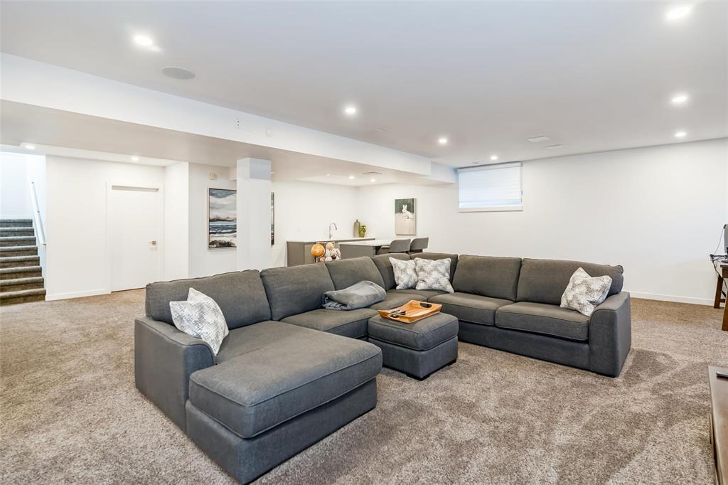 10 Blackheath Close, Winnipeg, Manitoba R2N 0H9 - Photo 32 - 202624901