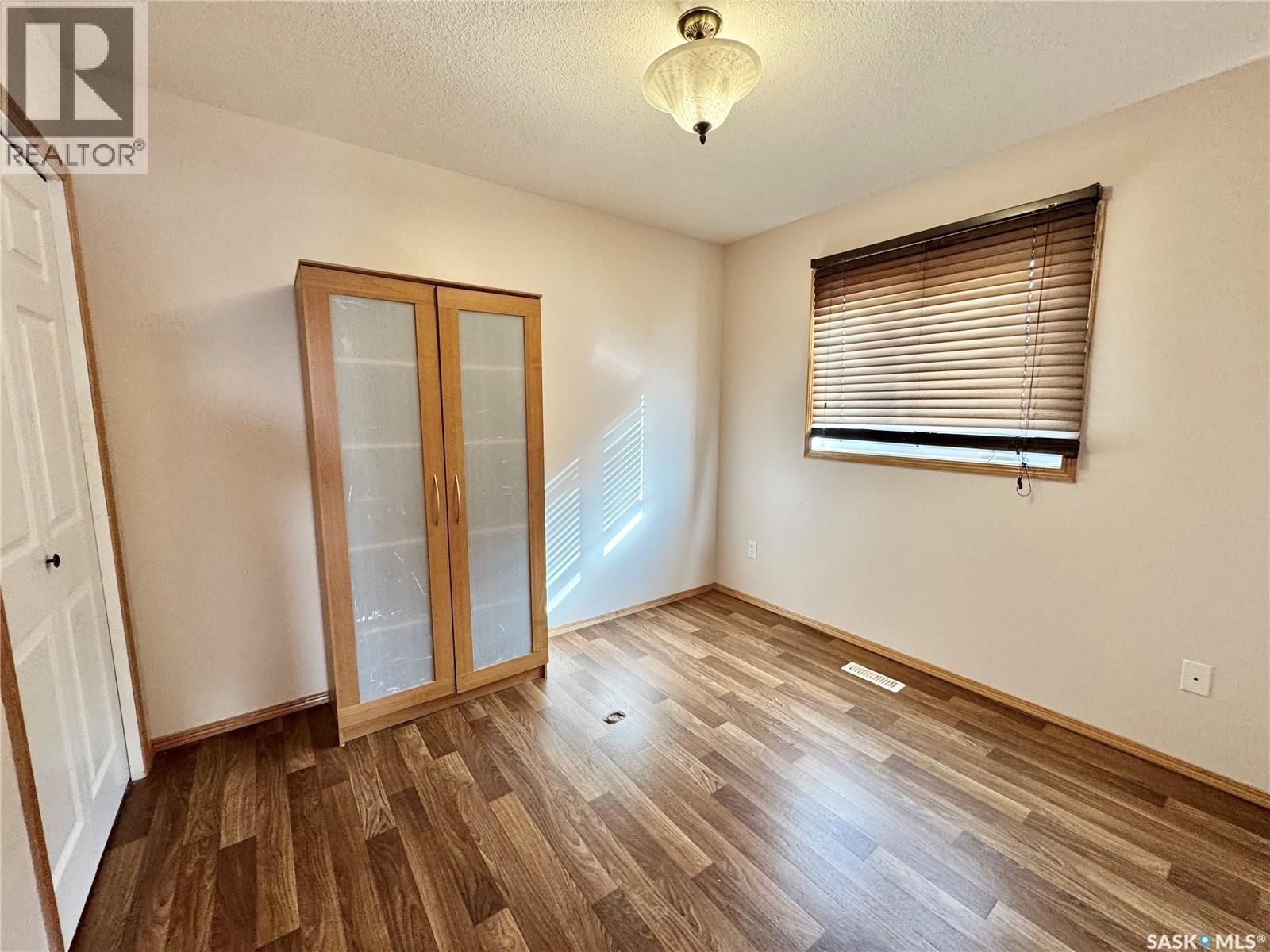 435 Southwood Drive, Prince Albert, Saskatchewan  S6V 8E5 - Photo 7 - SK050378