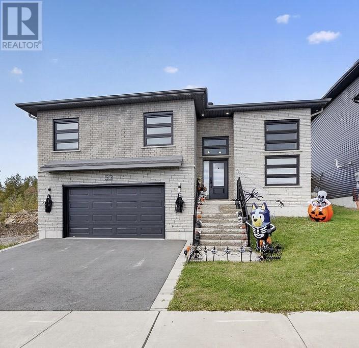 53 Hazelton, Greater Sudbury, Ontario  P3B 0G6 - Photo 1 - 2130771