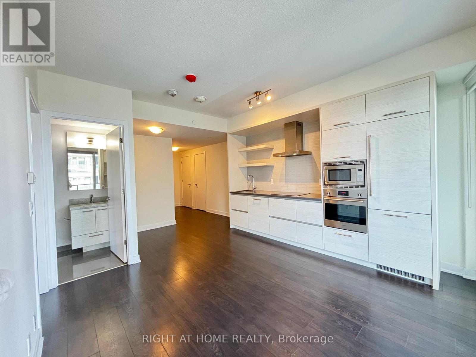 1205 - 2221 Yonge Street, Toronto, Ontario  M4S 2B4 - Photo 4 - C13853352