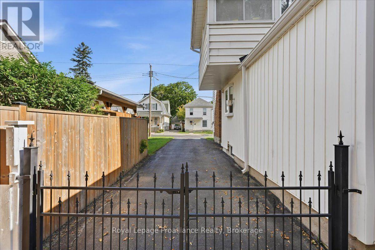 90 Chatham Street, Belleville, Ontario  K8N 3S6 - Photo 39 - X13862902
