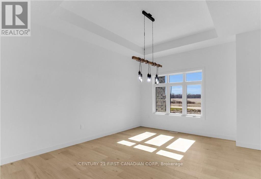 22664 Queens Line, West Elgin, Ontario  N0L 2C0 - Photo 6 - X13862860