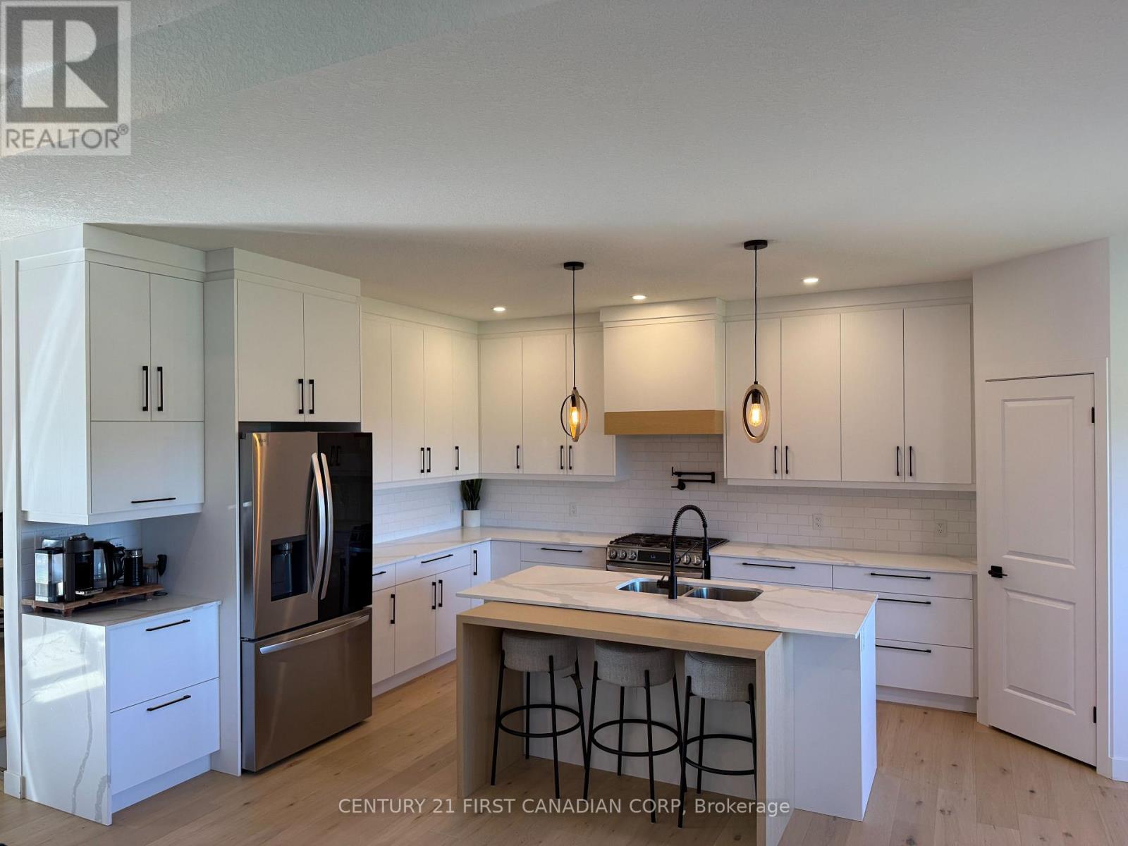 22664 Queens Line, West Elgin, Ontario  N0L 2C0 - Photo 8 - X13862860