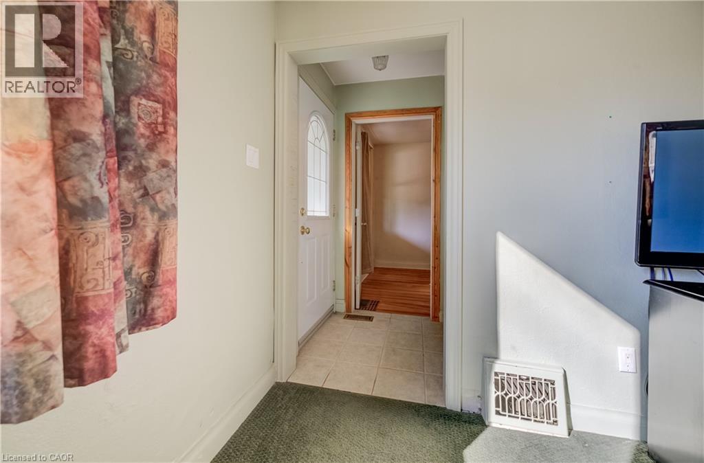 174 Bridgeport Road E, Waterloo, Ontario  N2J 2K5 - Photo 4 - 40864951