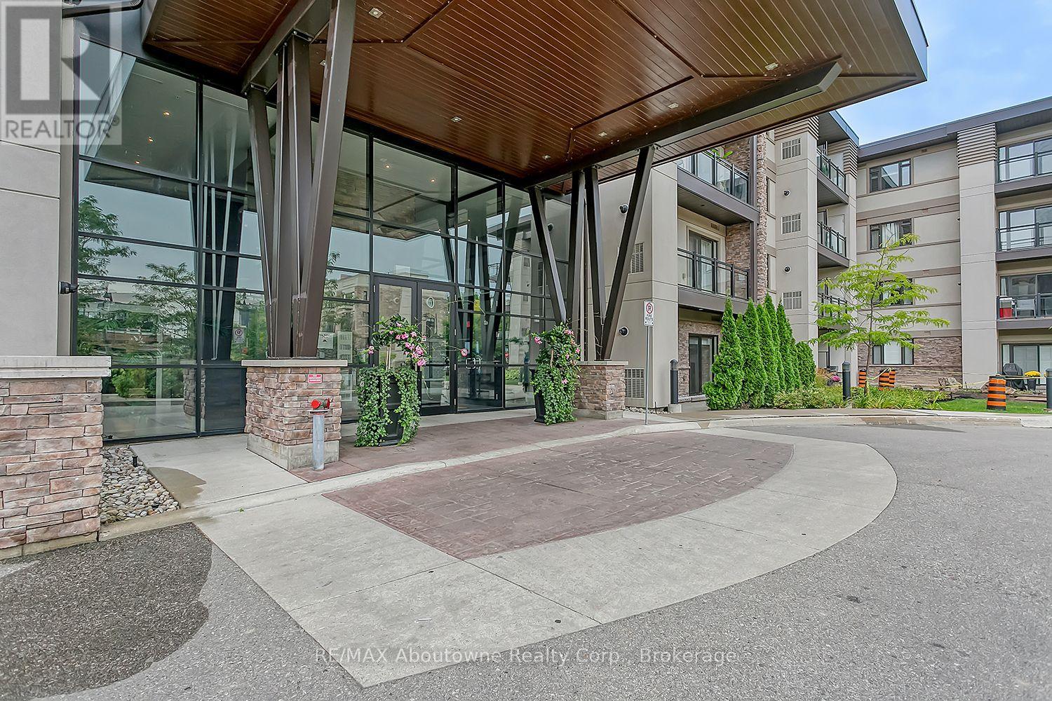 102 - 128 Garden Drive, Oakville, Ontario  L6K 0H7 - Photo 23 - W13854922