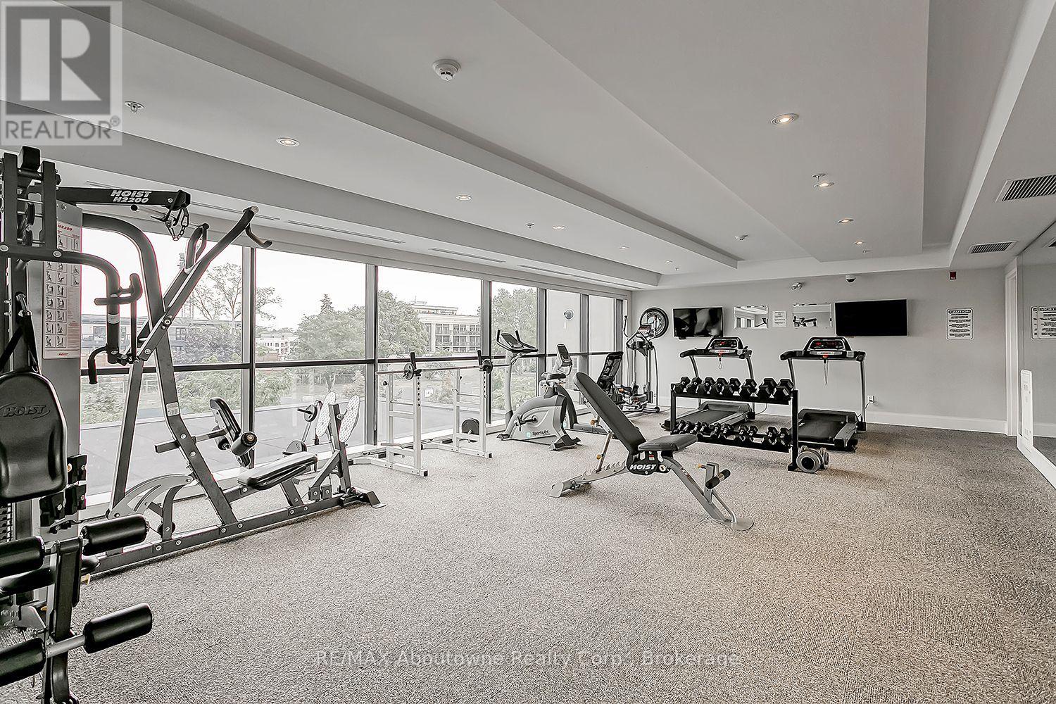 102 - 128 Garden Drive, Oakville, Ontario  L6K 0H7 - Photo 32 - W13854922
