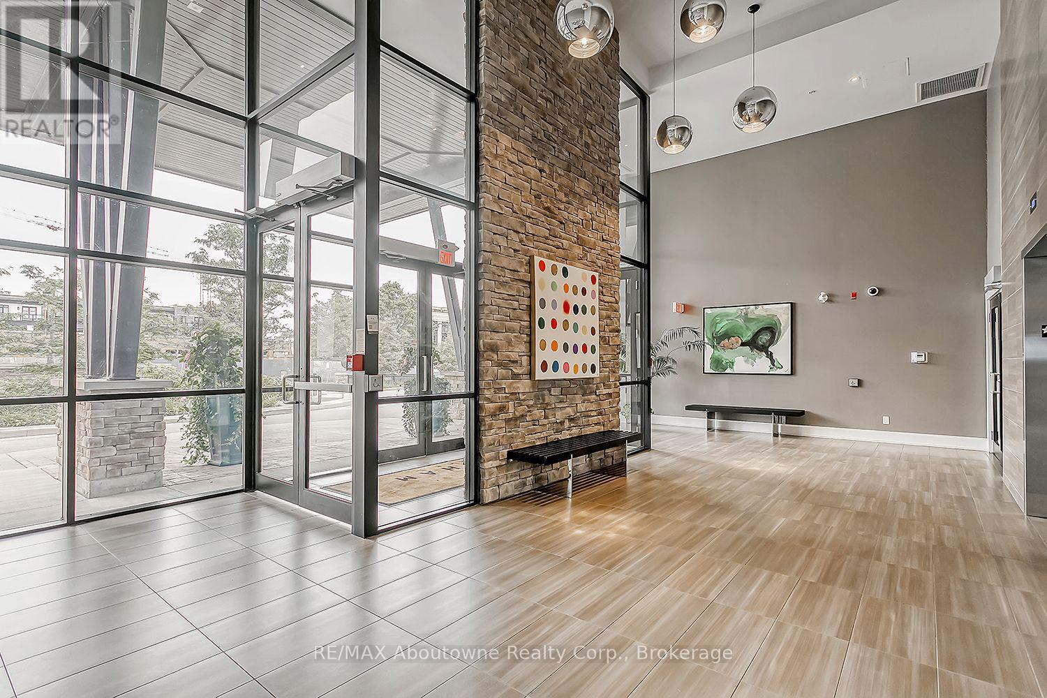 102 - 128 Garden Drive, Oakville, Ontario  L6K 0H7 - Photo 25 - W13854922