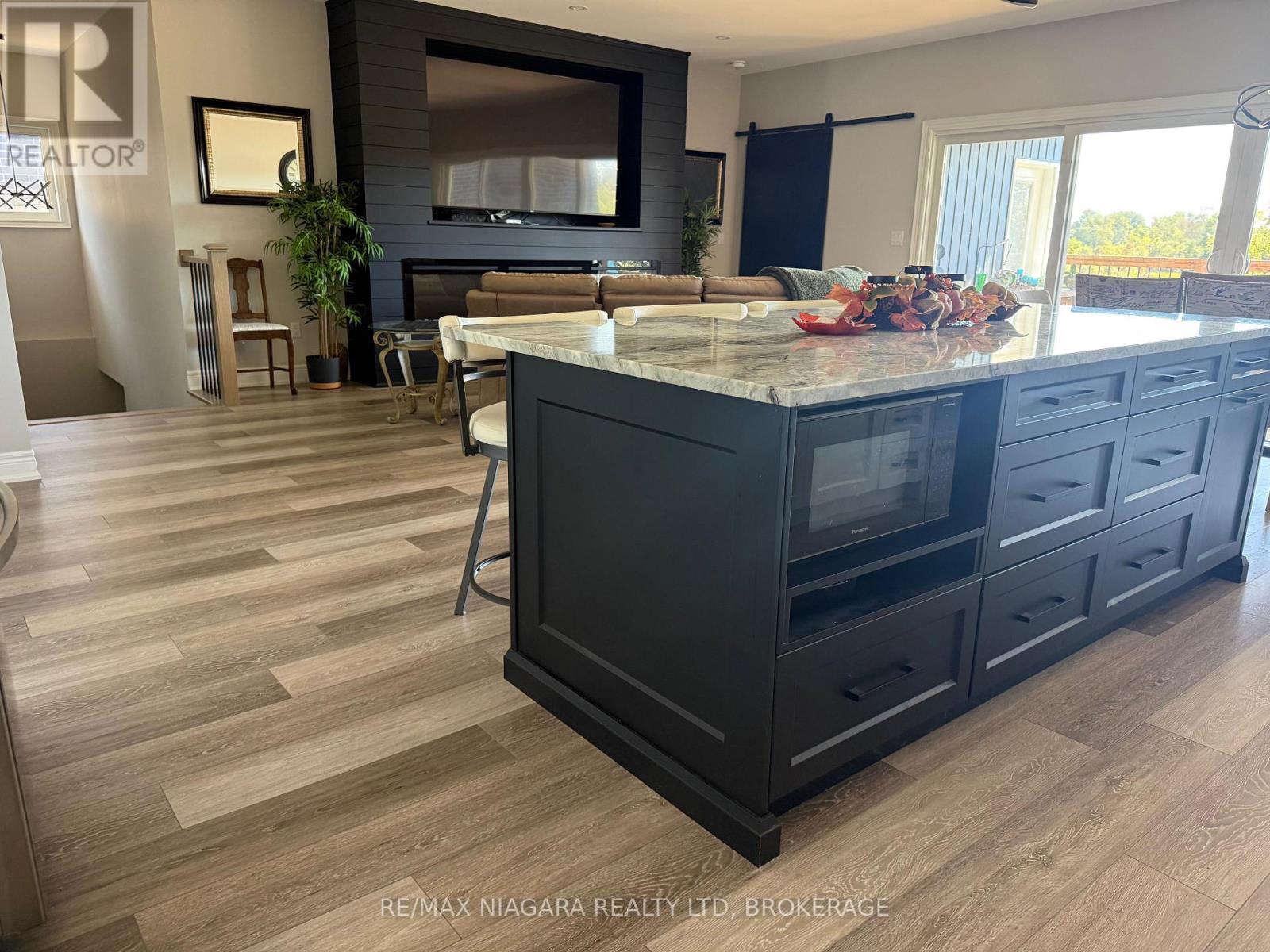 250 Colbeck Drive S, Welland (Coyle Creek), Ontario  L3C 0B4 - Photo 5 - X13863146