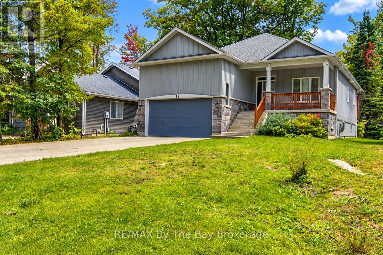 12 51 Street S, Wasaga Beach, Ontario L9Z 1X5 - Photo 2 - S13863040